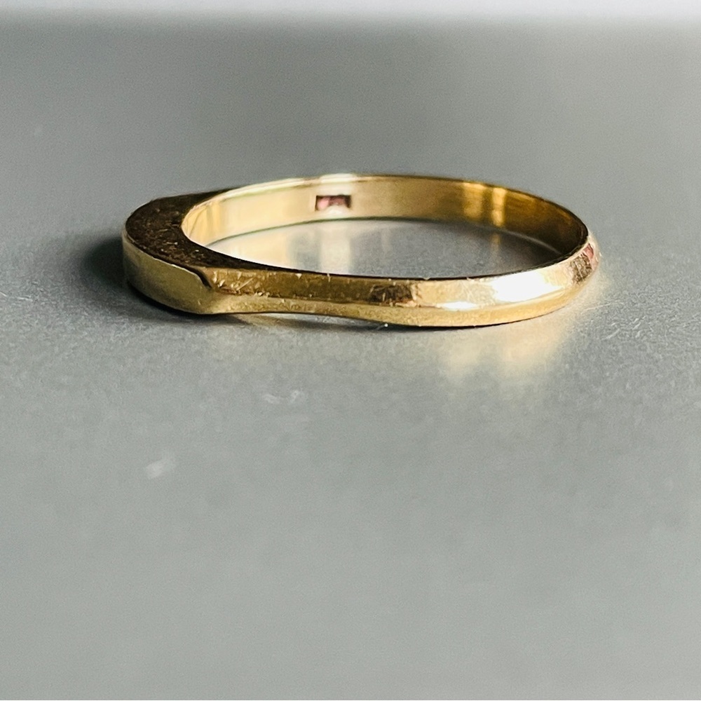 14K Yellow Gold Modern Minimalist Stackable Ring Band Vintage - Picture 8 of 13